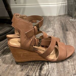 Crown Vintage Heels
